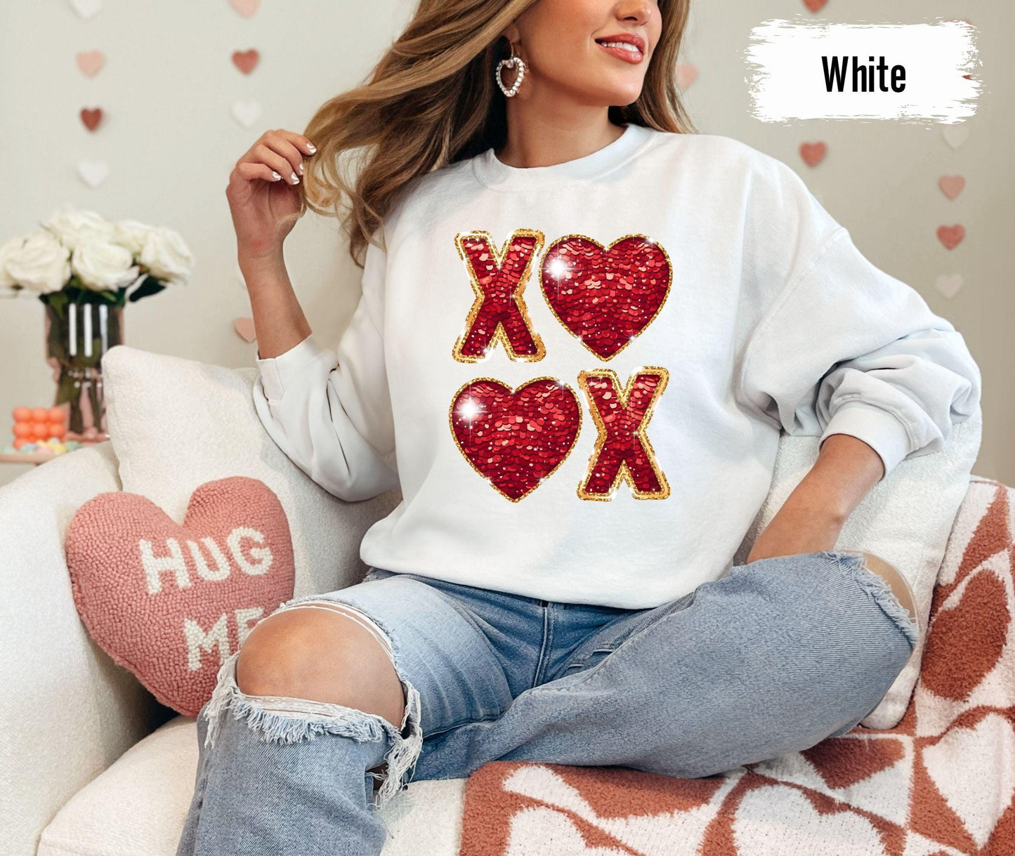 XOXO Sweatshirt, Valentine Sweatshirt, Women Love Heart Cute Crewneck, Cute Valentine Shirt, Valentines Day Sweatshirt Faux Sequins Glitter