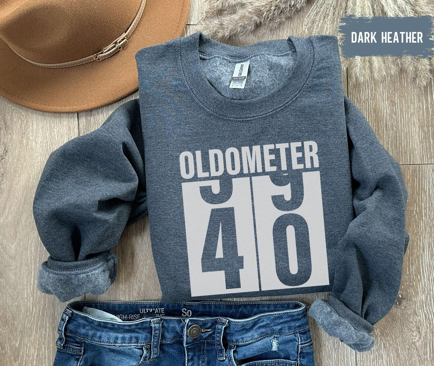 40th Birthday Retro Shirt, 1984 Birthday Sweatshirt Gift, 40 Years Bday Number Tshirt for Women / Men, Forties Bday Tee For Wife Or Husband